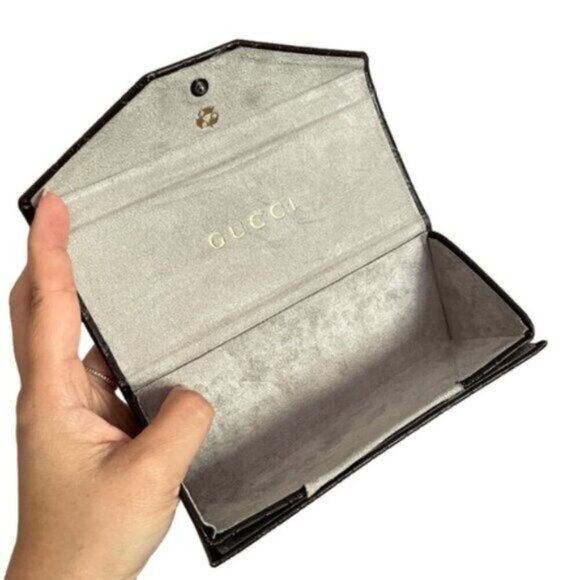 Gucci Brown GG Monogram Triangular Glasses Hard Case - Unisex 🇮🇹 - Picture 3 of 6